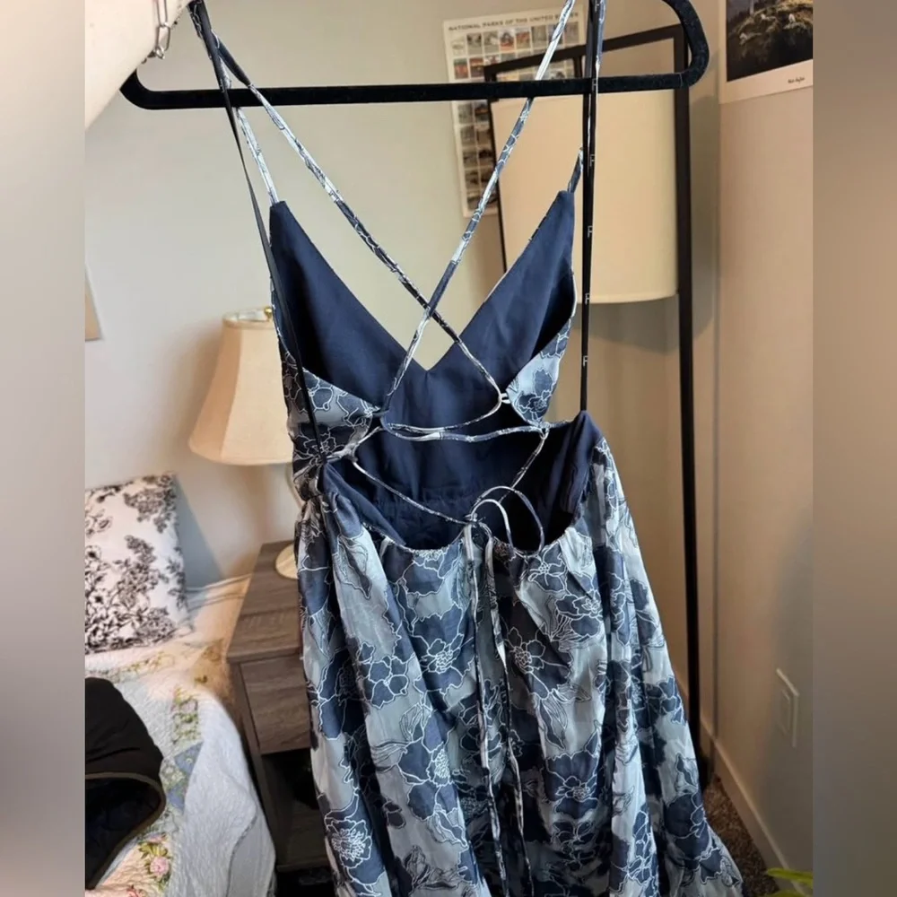 Lulus Lace-Up Midi Dress - Picture 5 of 7